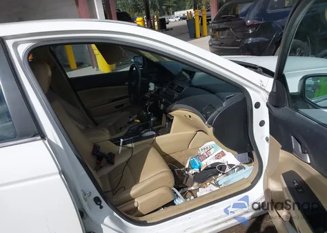 2012 Honda Accord 2.4 Se from USA, damaged, VIN 1HGCP2F69CA143528